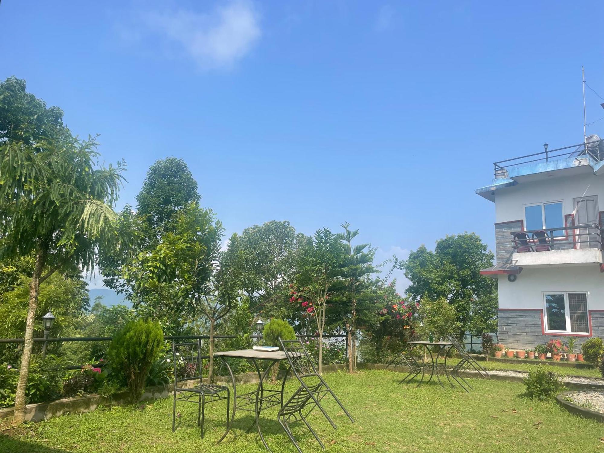 Himalaya Serene View Guest House & Farm Stay Deorāli Екстериор снимка