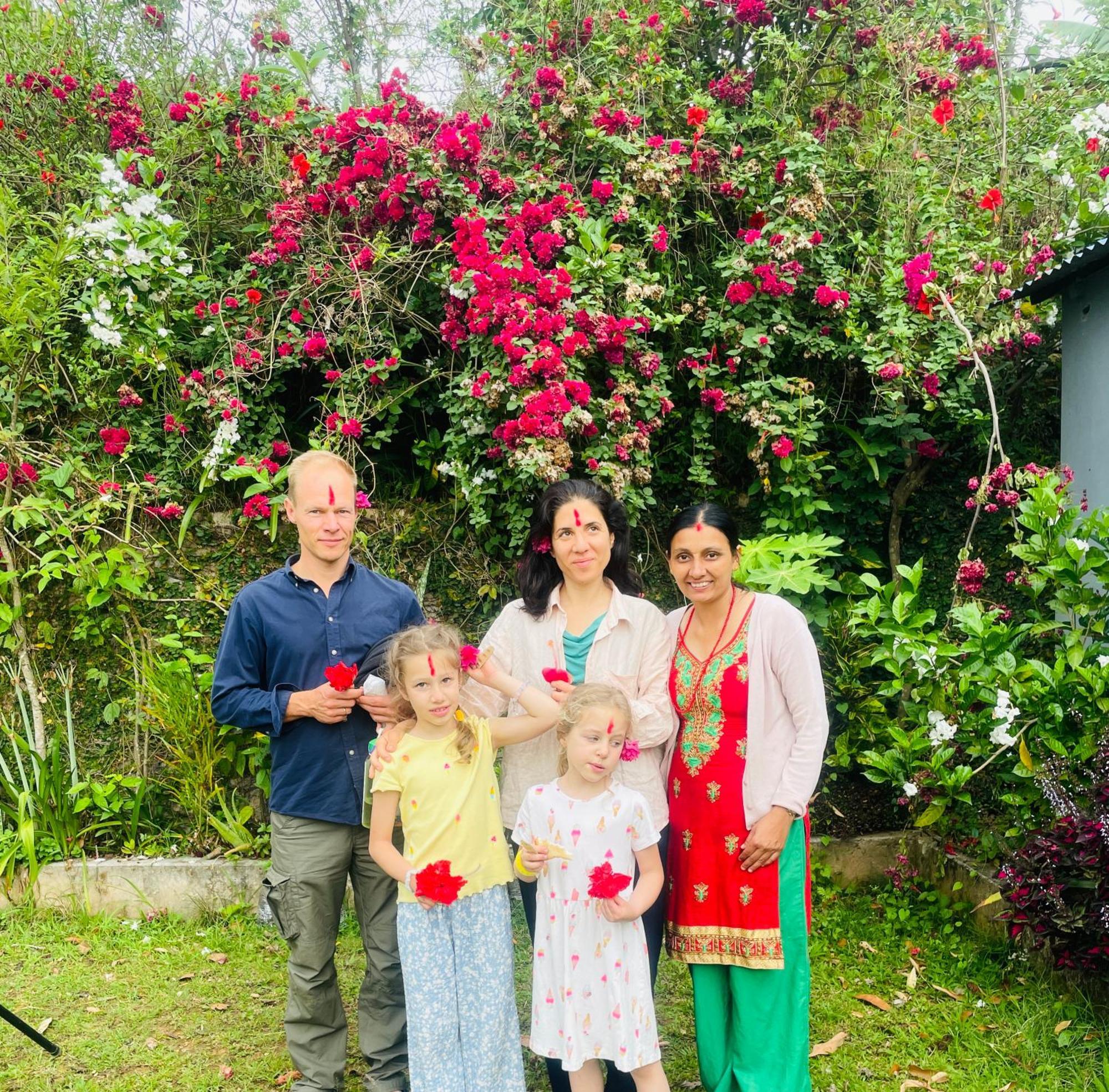 Himalaya Serene View Guest House & Farm Stay Deorāli Екстериор снимка